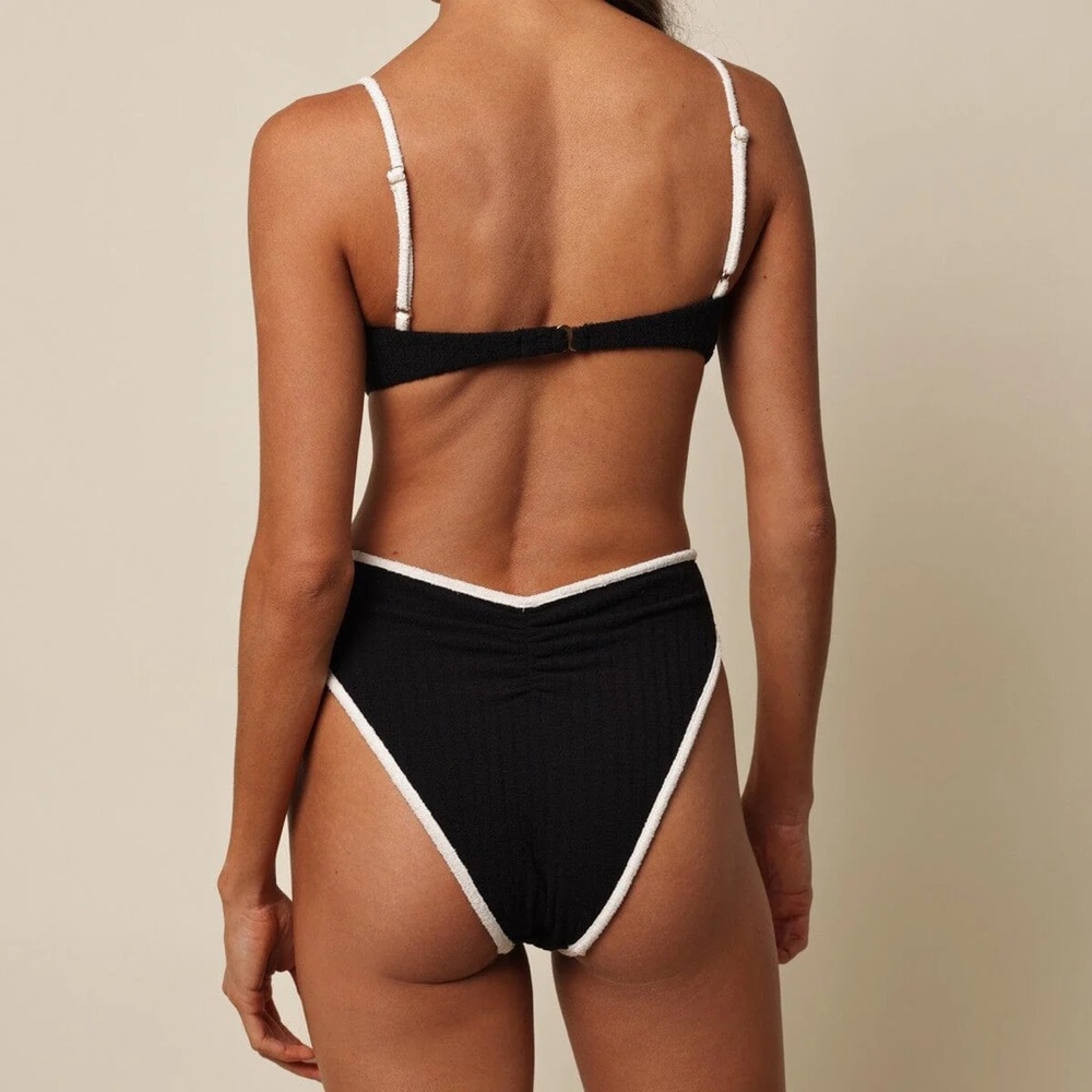 NWT Olivia Culpo x Montce Black Cream Binded Terry Rib Petal Top + Paula Bottom - Picture 2 of 8